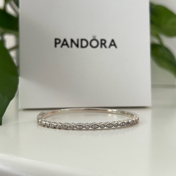 Rare Pandora Alluring Brilliant Marquise Bangle Bracelet, 925 Size 1 - Picture 5 of 16